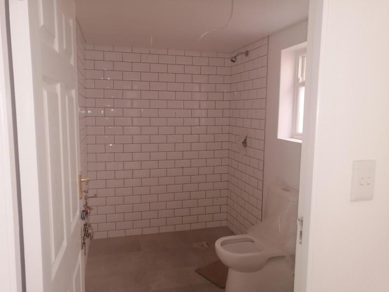 To Let 1 Bedroom Property for Rent in Rondebosch Western Cape